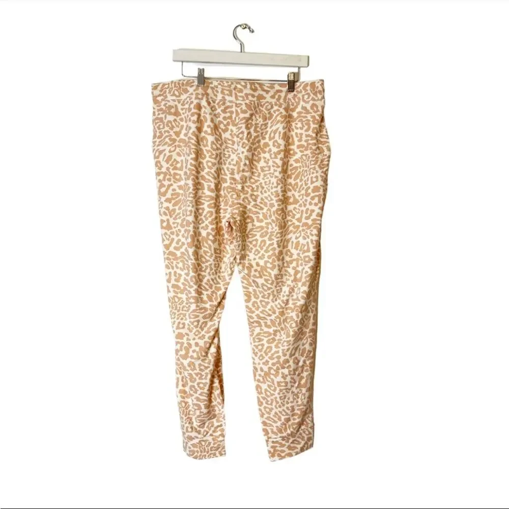NWT Chico’s zenergy Pima jogger animal print leopard ecru sz XL - Picture 3 of 5